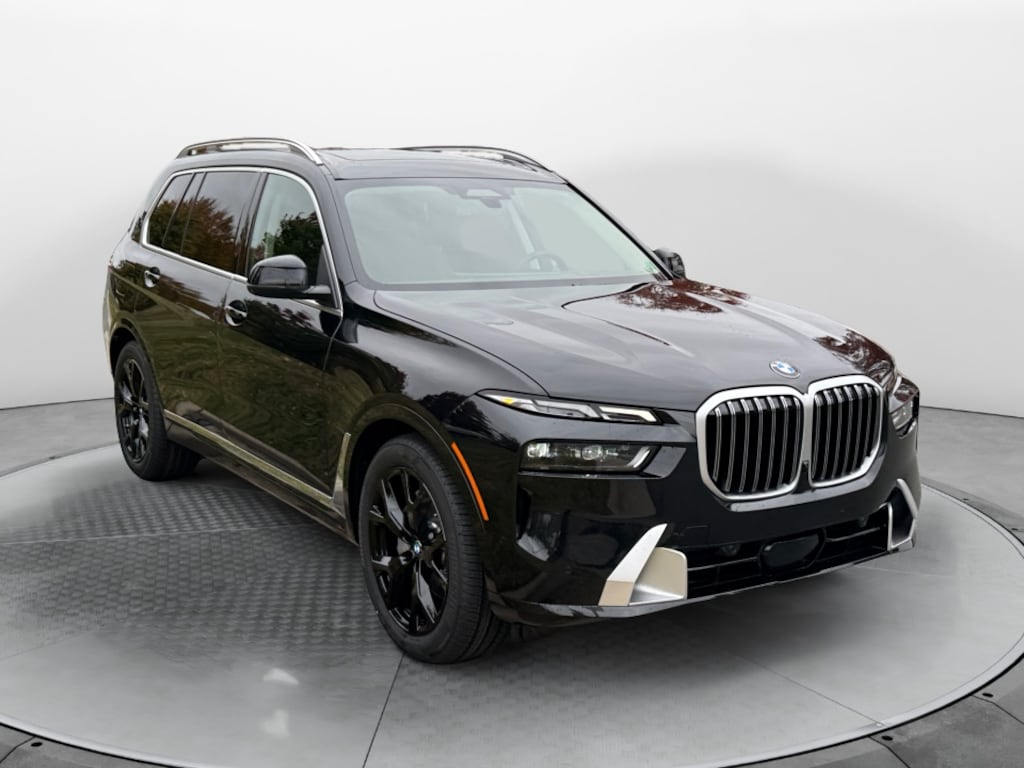 New 2026 BMW X7 xDrive40i SUV