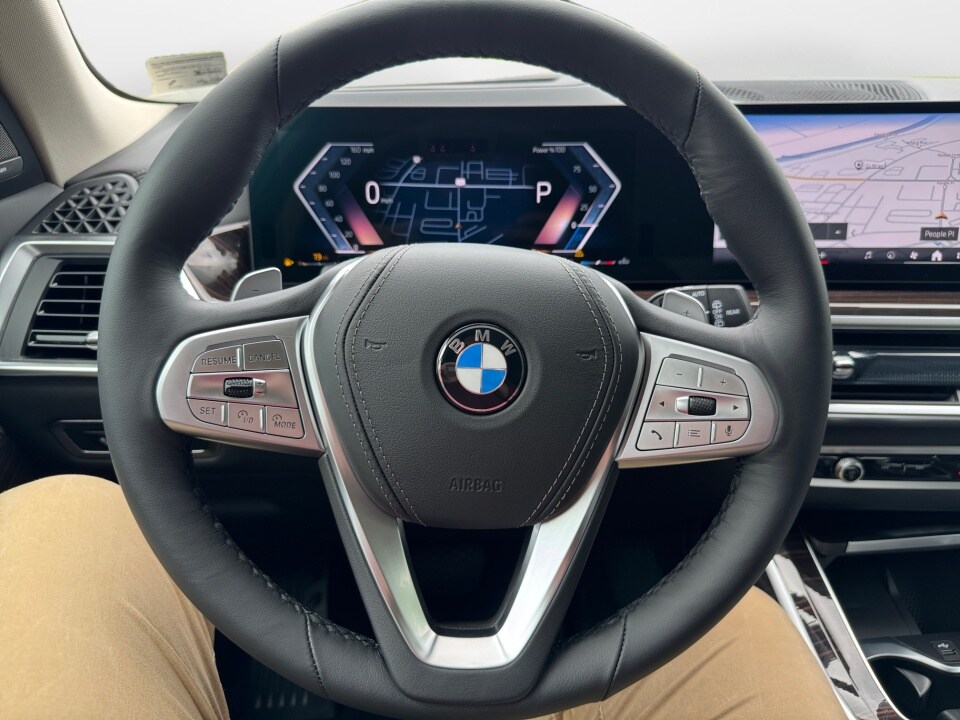 2026 BMW X7 40i - Photo 10