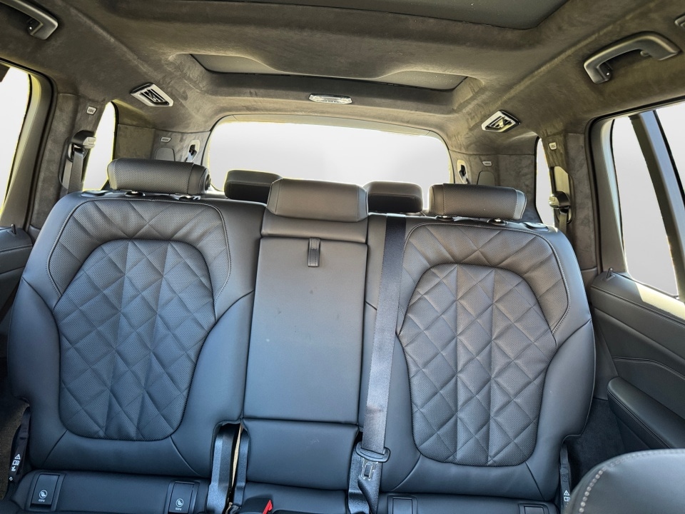 2026 BMW X7 40i - Photo 11