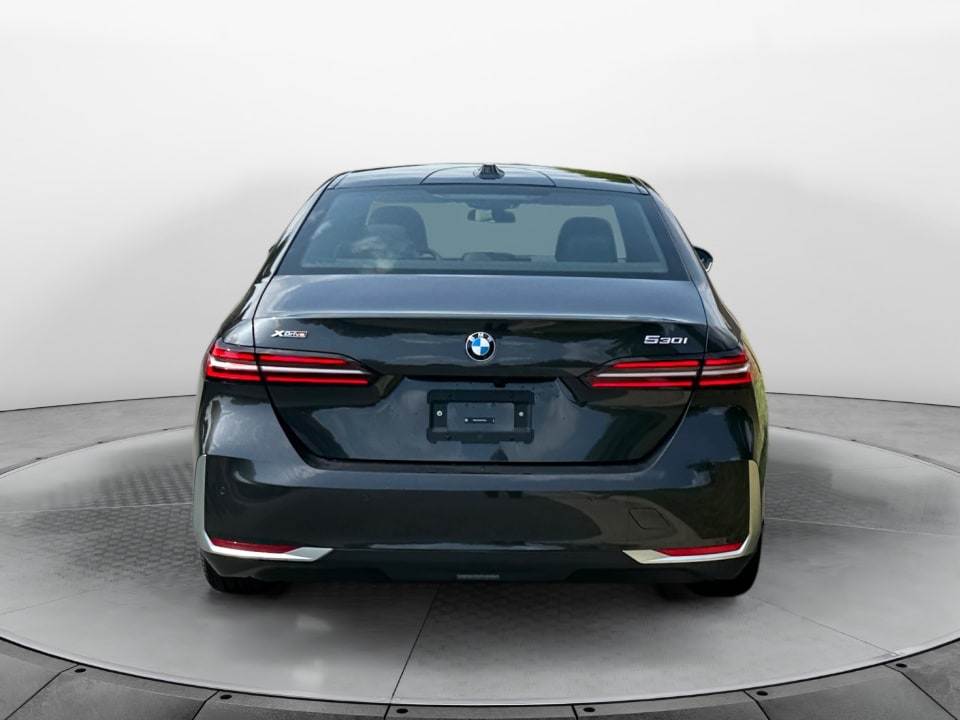 2027 BMW 5 Series 530i - Photo 6