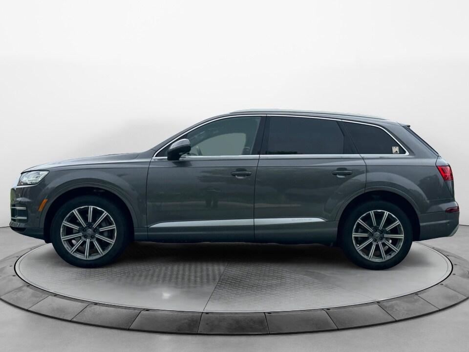 2019 Audi Q7 55 Premium photo 4