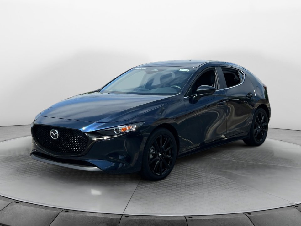 2025 Mazda Mazda3 Hatchback 2.5 Select Sport photo 3