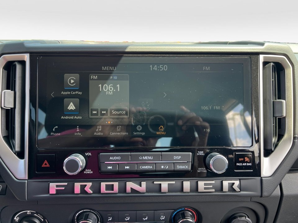 2025 Nissan Frontier SV - Photo 17