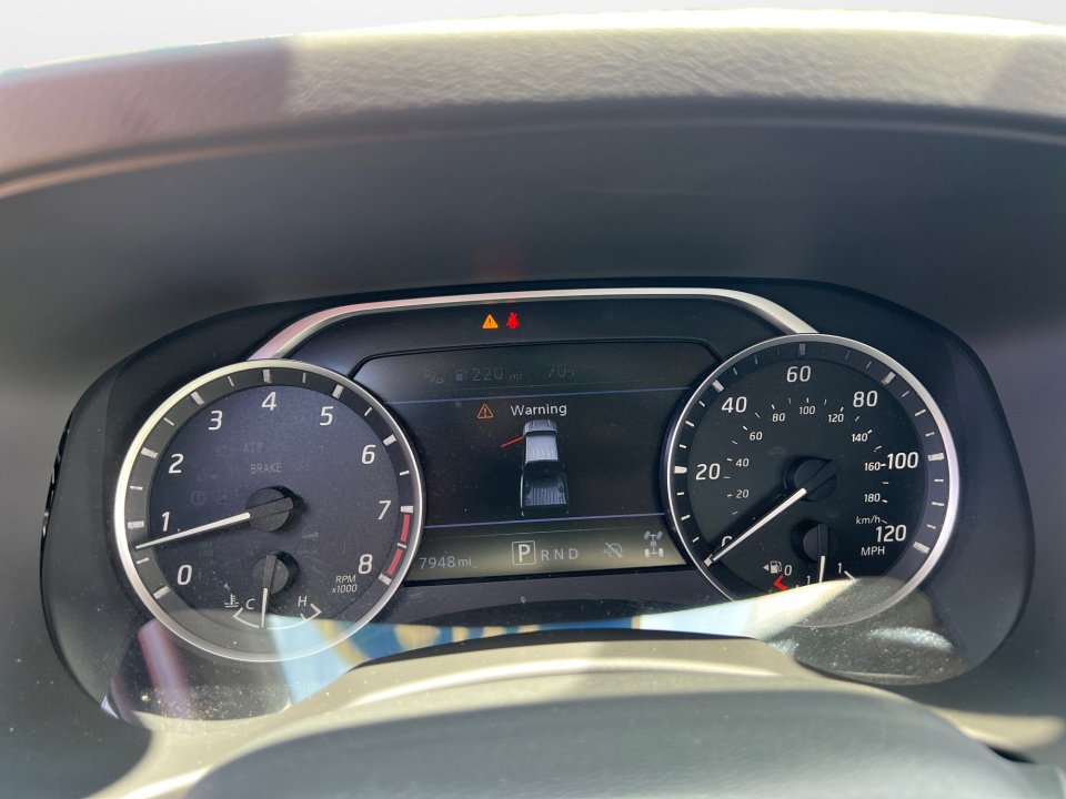 2025 Nissan Frontier SV - Photo 11