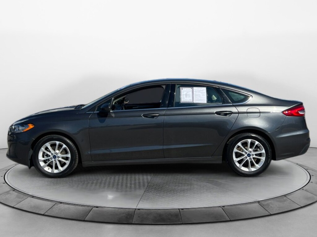 Used 2020 Ford Fusion SE