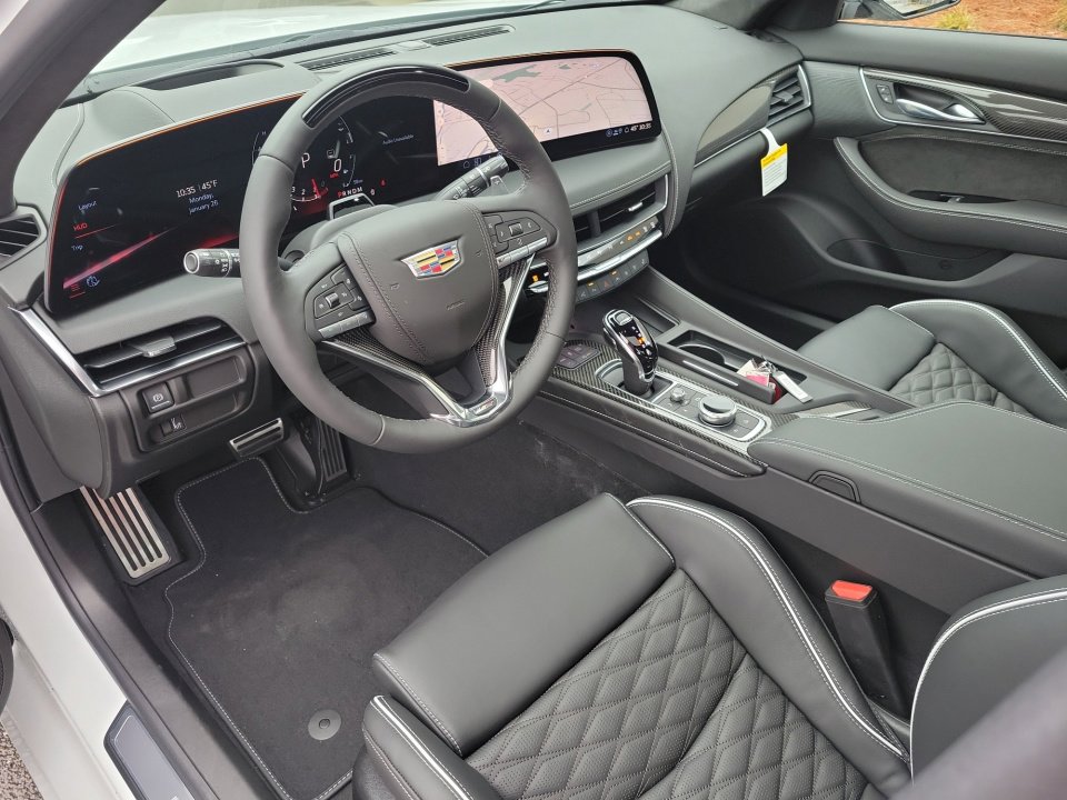 2026 Cadillac CT5 V-Series - Photo 30