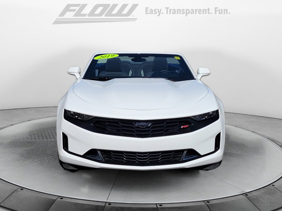 2019 Chevrolet Camaro 1LT photo 2