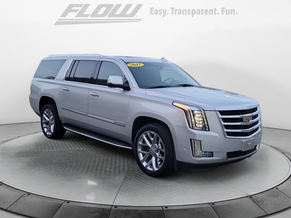 2017 Cadillac Escalade ESV Luxury's photo