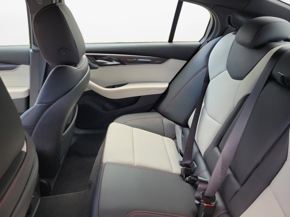 2026 Cadillac CT5 V-Series - Photo 13