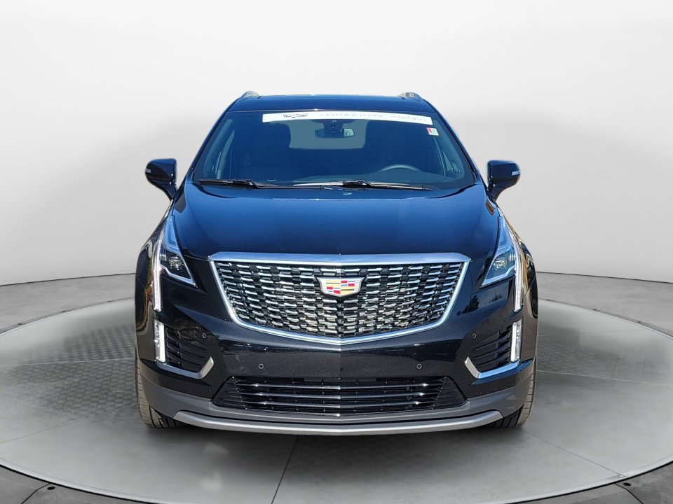 2025 Cadillac XT5 Premium Luxury photo 2