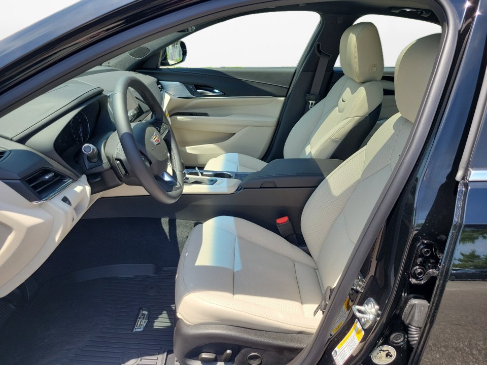 2026 Cadillac CT4 Premium Luxury - Photo 9