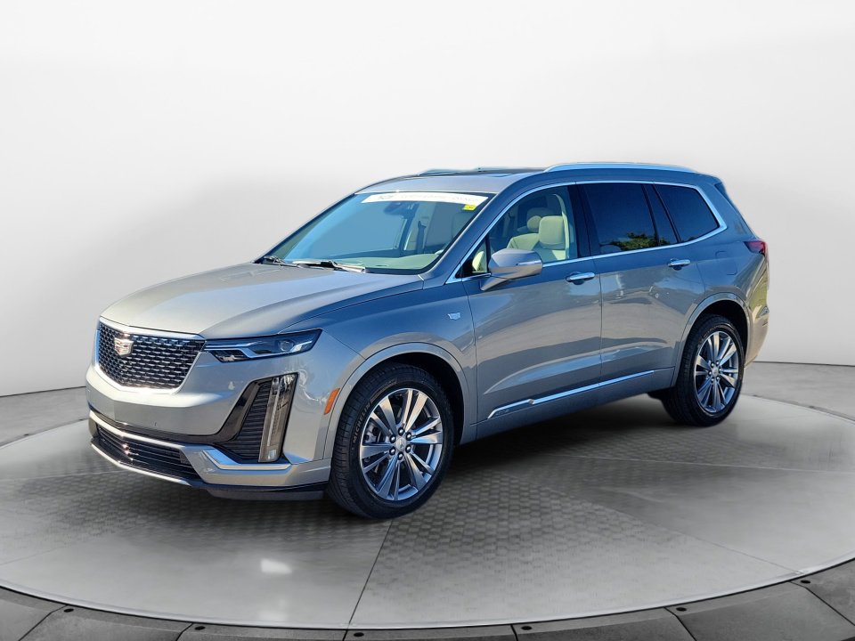 2023 Cadillac XT6 Premium Luxury photo 3