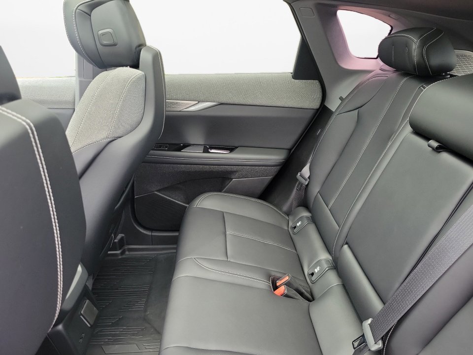 2026 Cadillac OPTIQ Sport - Photo 13
