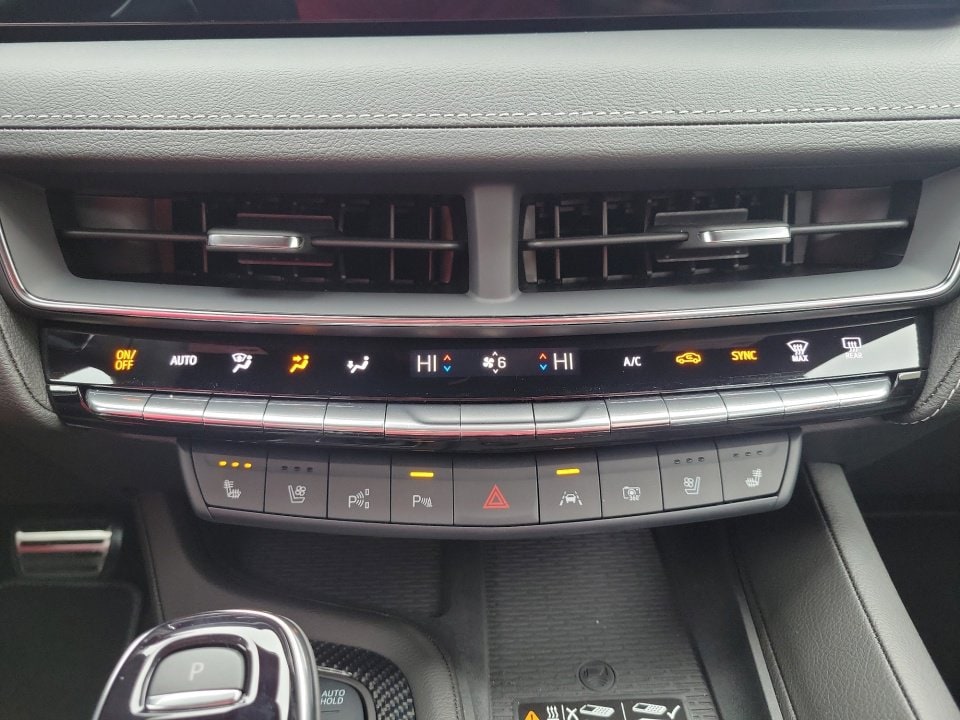 2026 Cadillac CT5 V-Series - Photo 18
