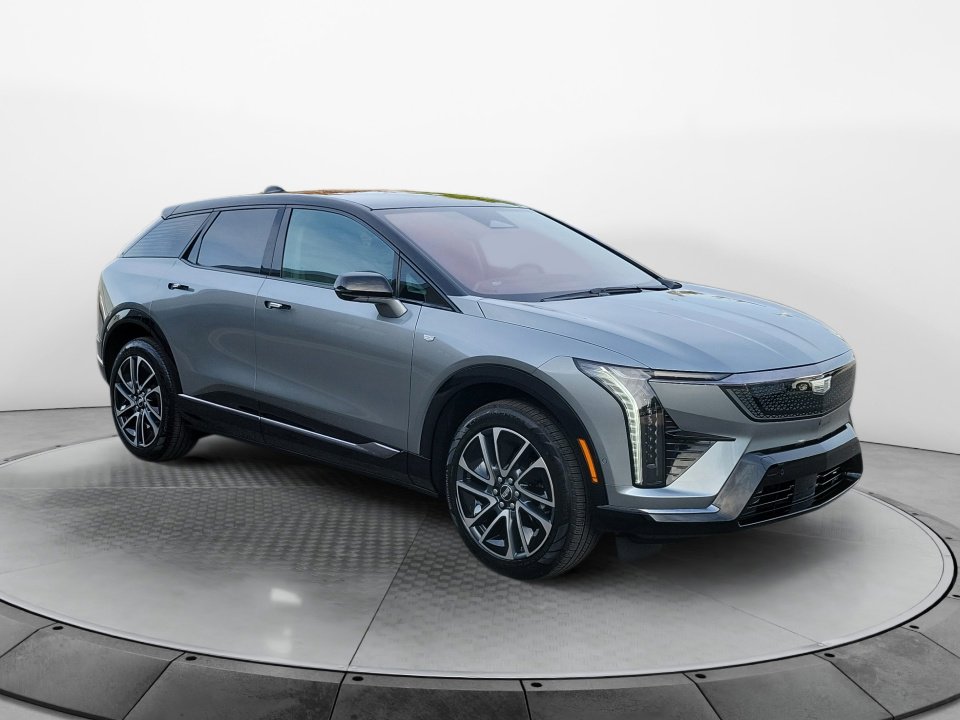 2026 Cadillac OPTIQ Sport's photo