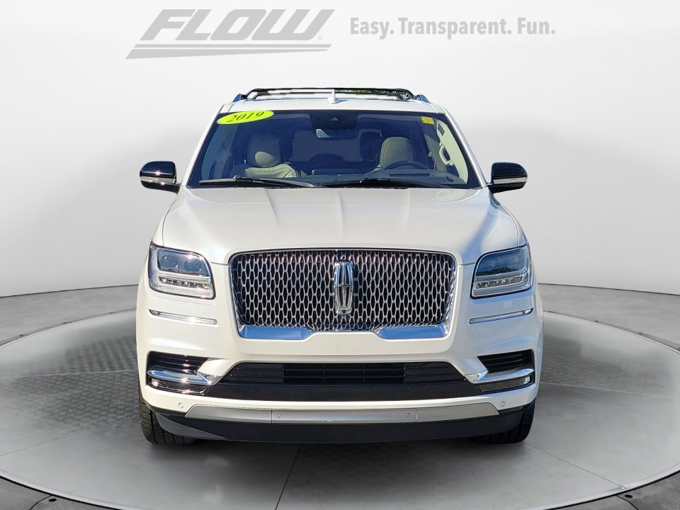 2019 Lincoln Navigator Reserve photo 2