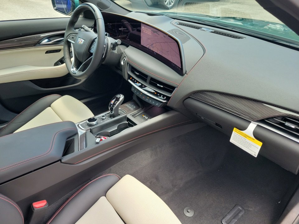 2026 Cadillac CT5 V-Series - Photo 28