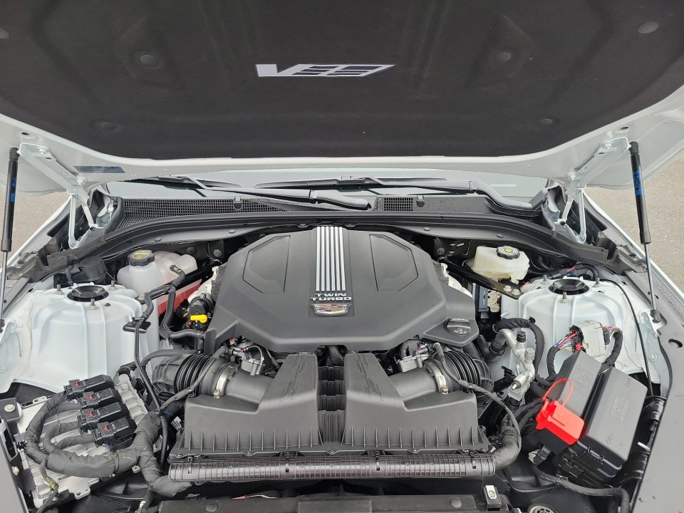 2026 Cadillac CT5 V-Series - Photo 16