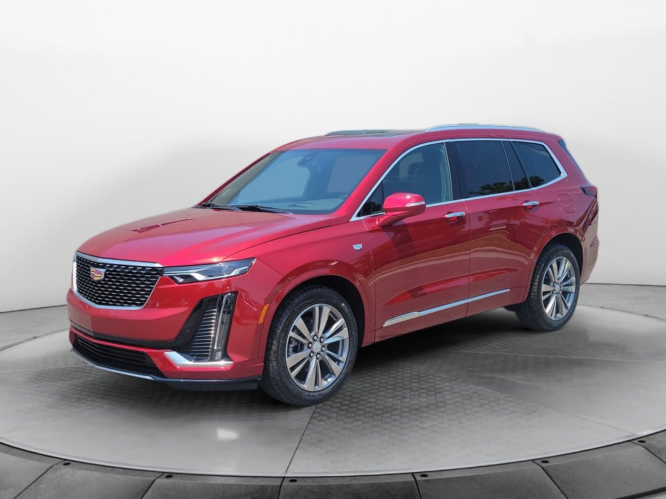 2025 Cadillac XT6 Premium Luxury photo 3
