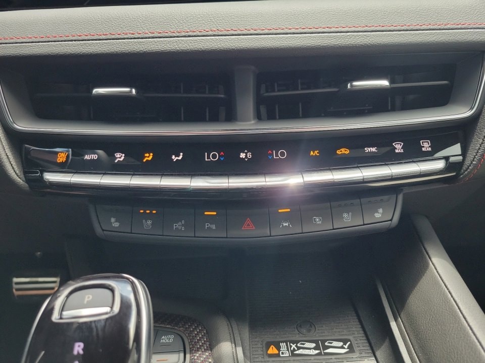 2026 Cadillac CT5 V-Series - Photo 18