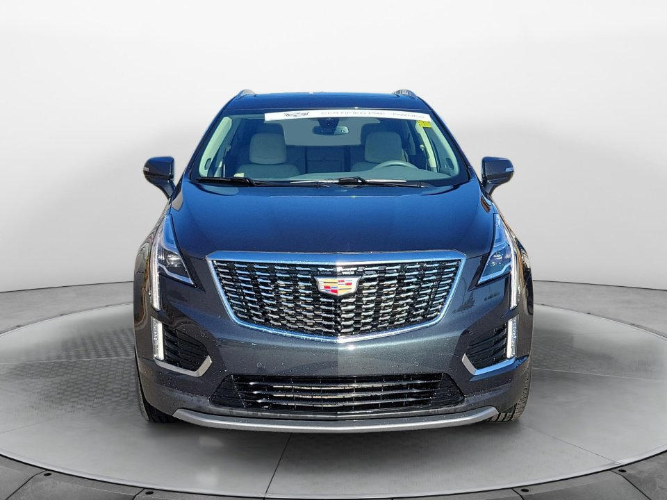 2022 Cadillac XT5 Premium Luxury photo 2