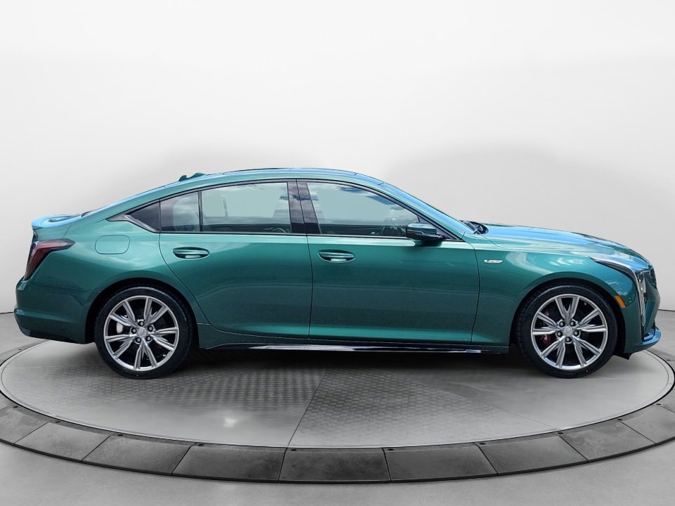 2026 Cadillac CT5 V-Series - Photo 8
