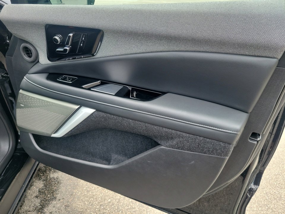 2026 Cadillac OPTIQ Sport - Photo 31