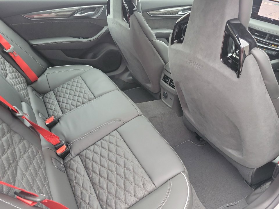 2026 Cadillac CT5 V-Series - Photo 29