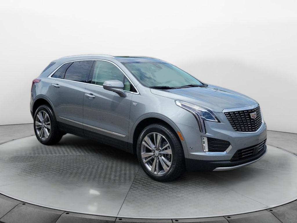 New 2026 CADILLAC XT5 Premium Luxury SUV