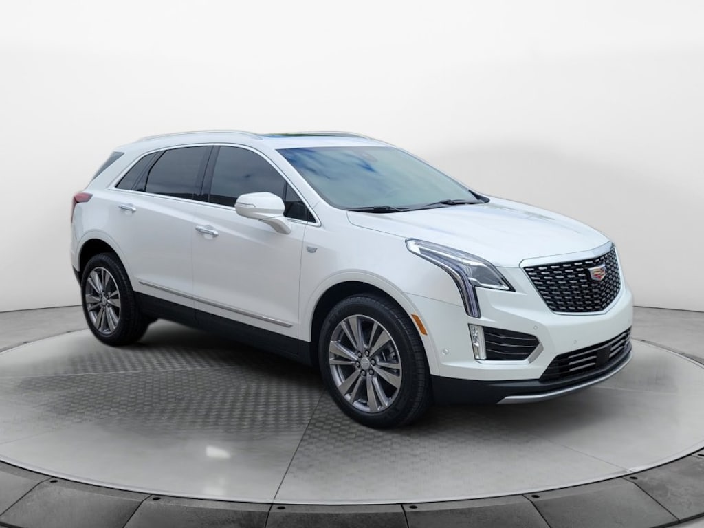 New 2026 CADILLAC XT5 Premium Luxury SUV