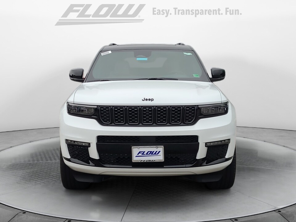 2025 Jeep Grand Cherokee L Summit photo 2