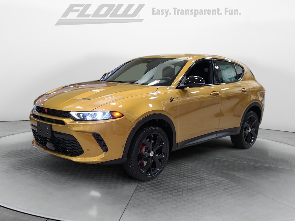 2024 Dodge Hornet GT photo 3