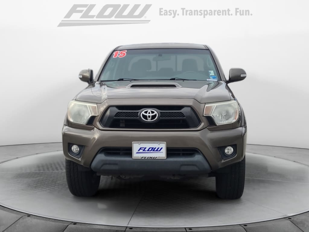 Used 2015 Toyota Tacoma Base V6 Truck