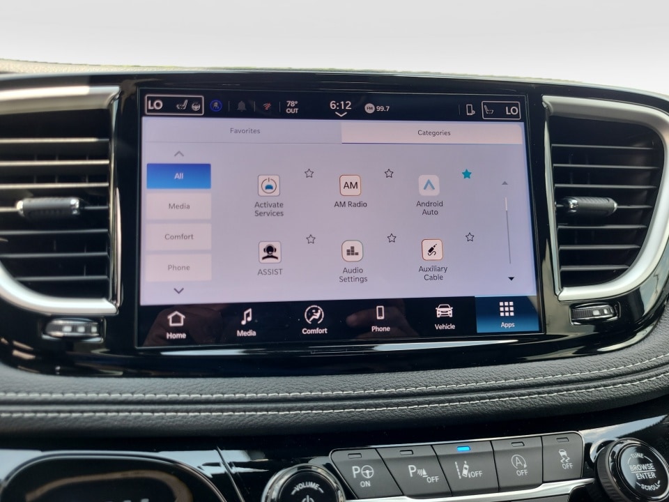 2025 Chrysler Pacifica Select - Photo 17