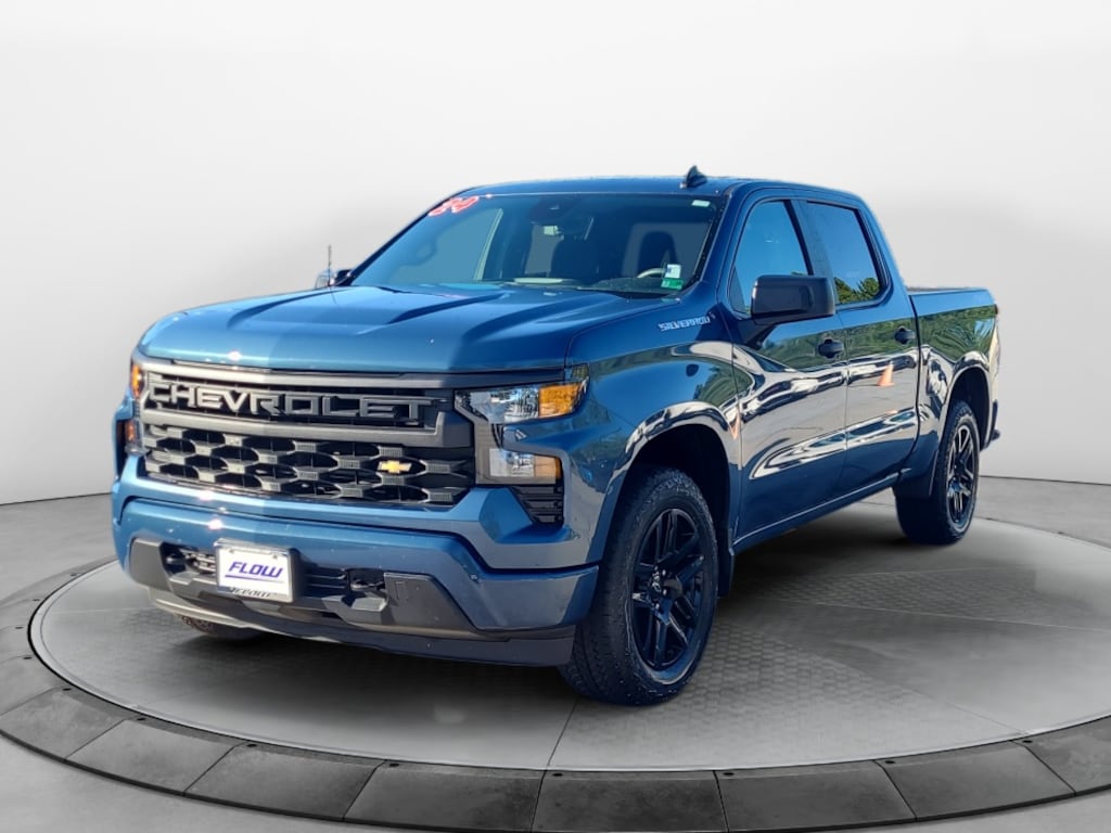 Used 2024 Chevrolet Silverado 1500 4WD Crew Cab Short Bed Custom Truck