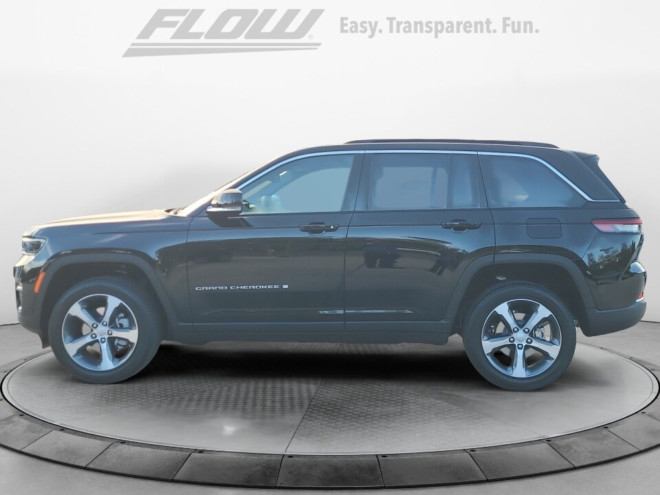 2025 Jeep Grand Cherokee Limited photo 4