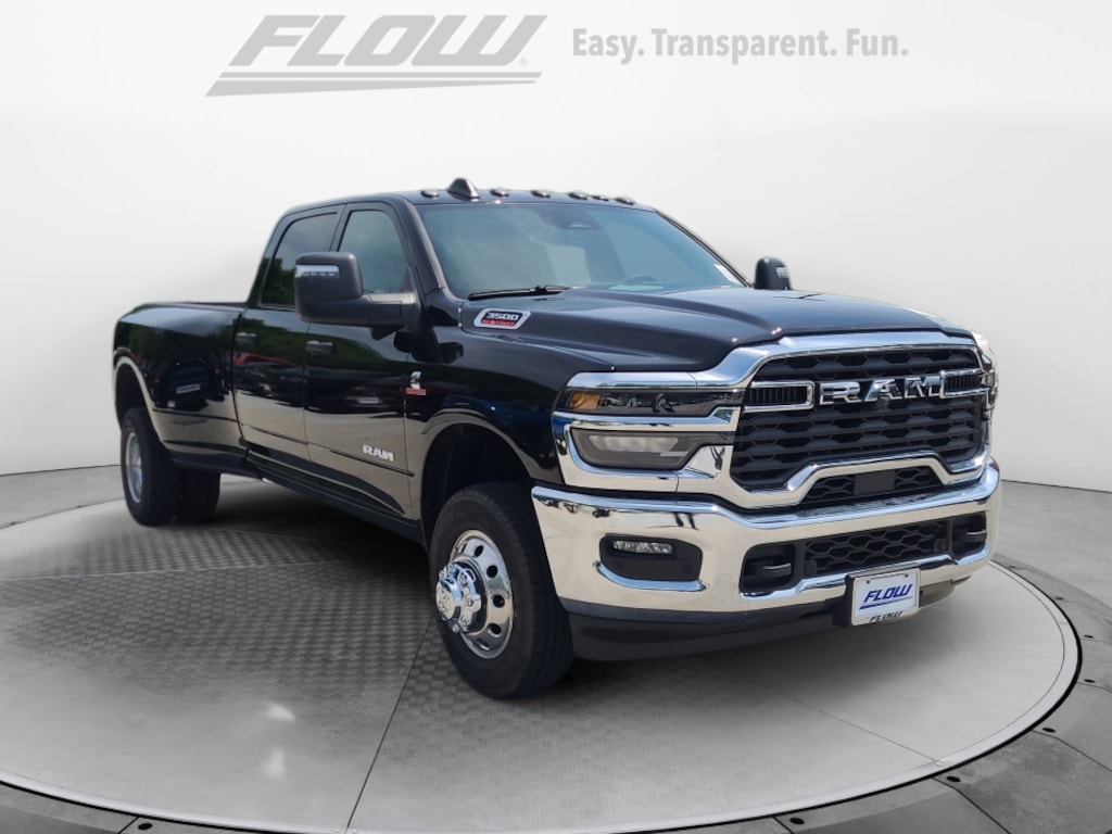 New 2026 Ram 3500 BIG HORN CREW CAB 4X4 8' BOX Pickup