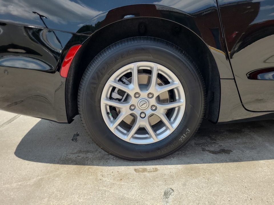 2025 Chrysler Pacifica Select - Photo 23
