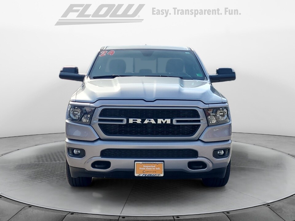 2024 Ram 1500 Tradesman photo 2