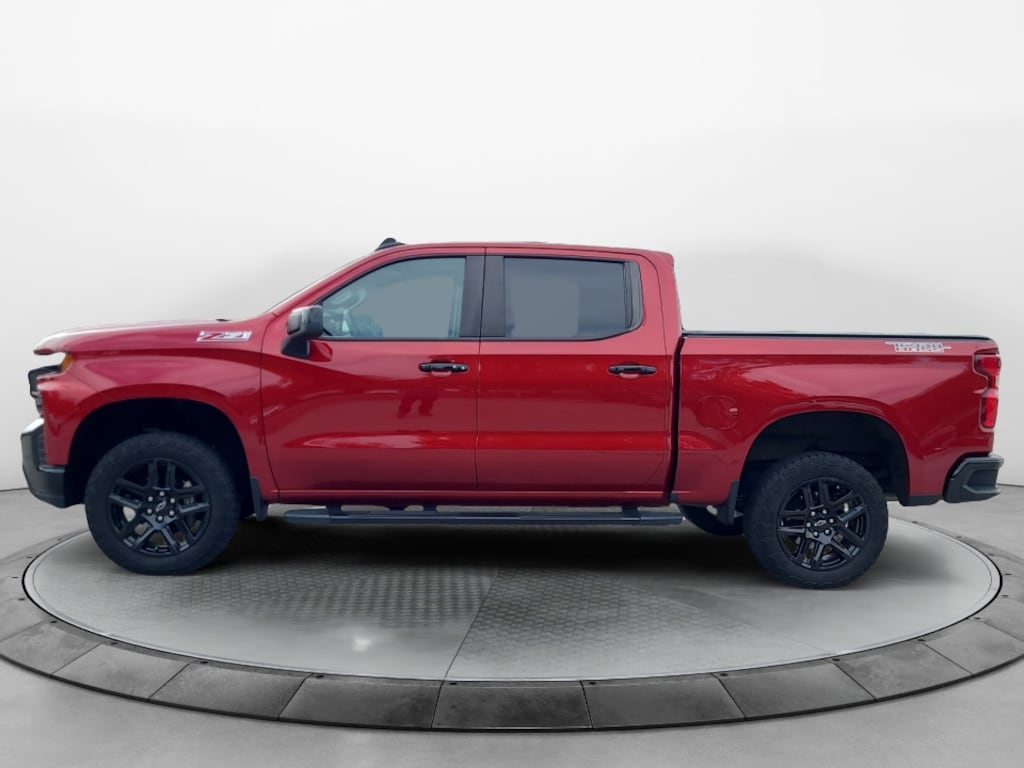 Used 2021 Chevrolet Silverado 1500 4WD Crew Cab Short Bed LT Trail Boss Truck