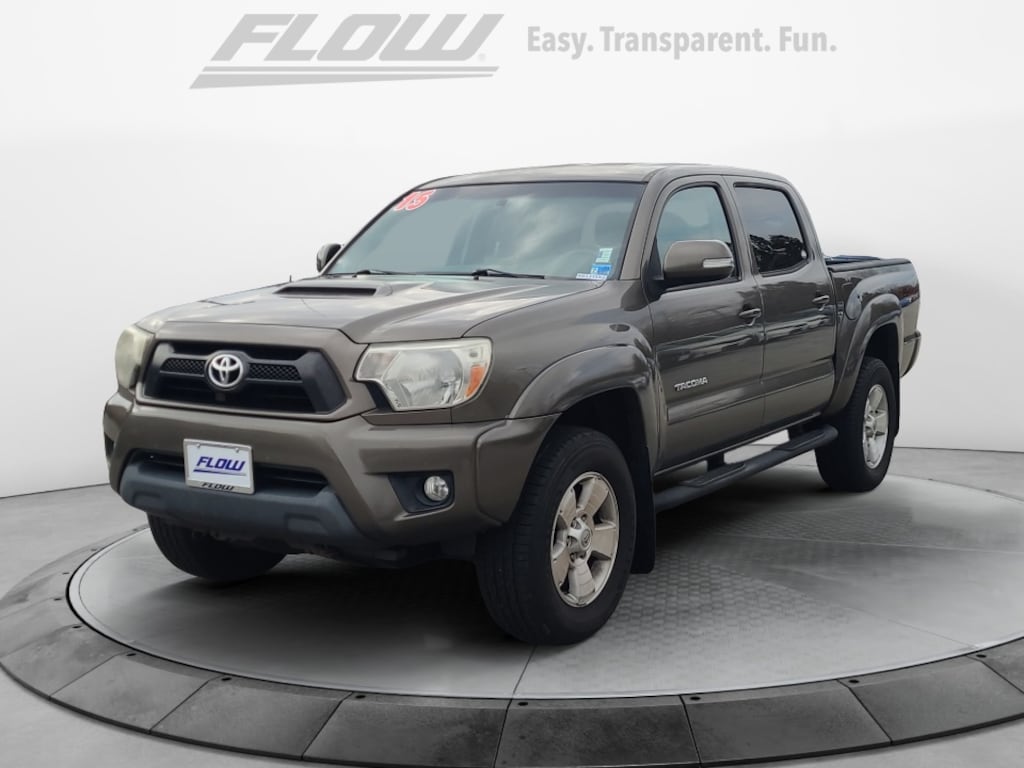 Used 2015 Toyota Tacoma Base V6 Truck