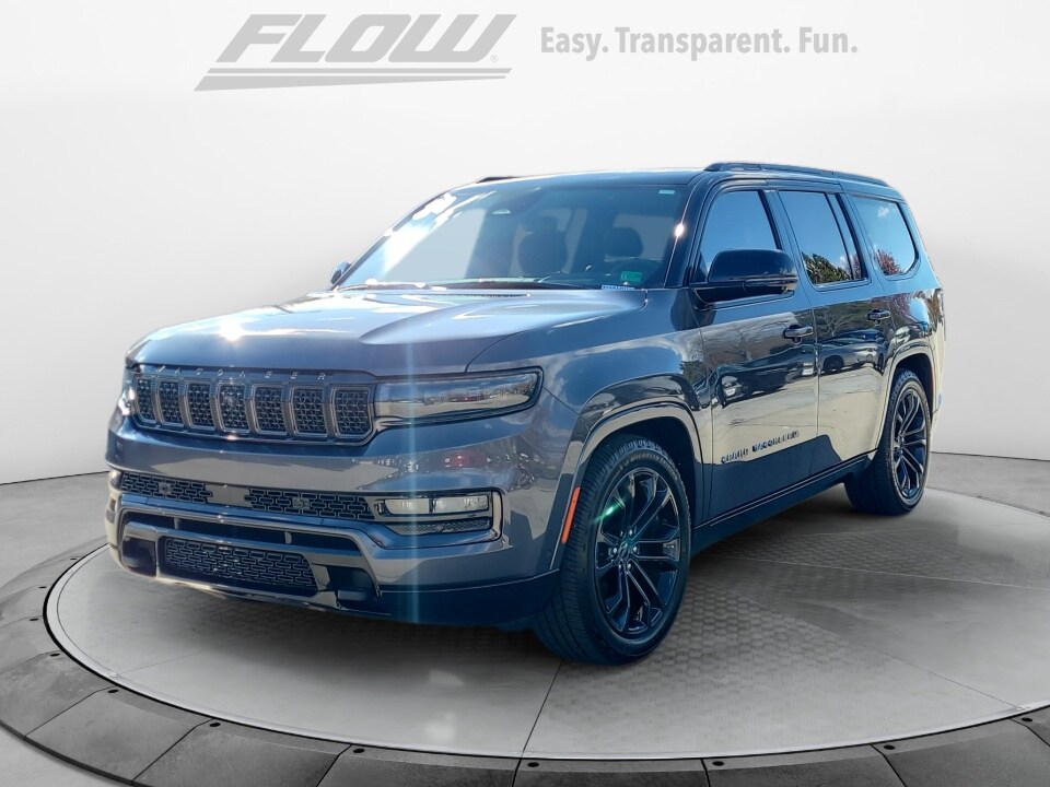 2024 Jeep Grand Wagoneer II photo 3