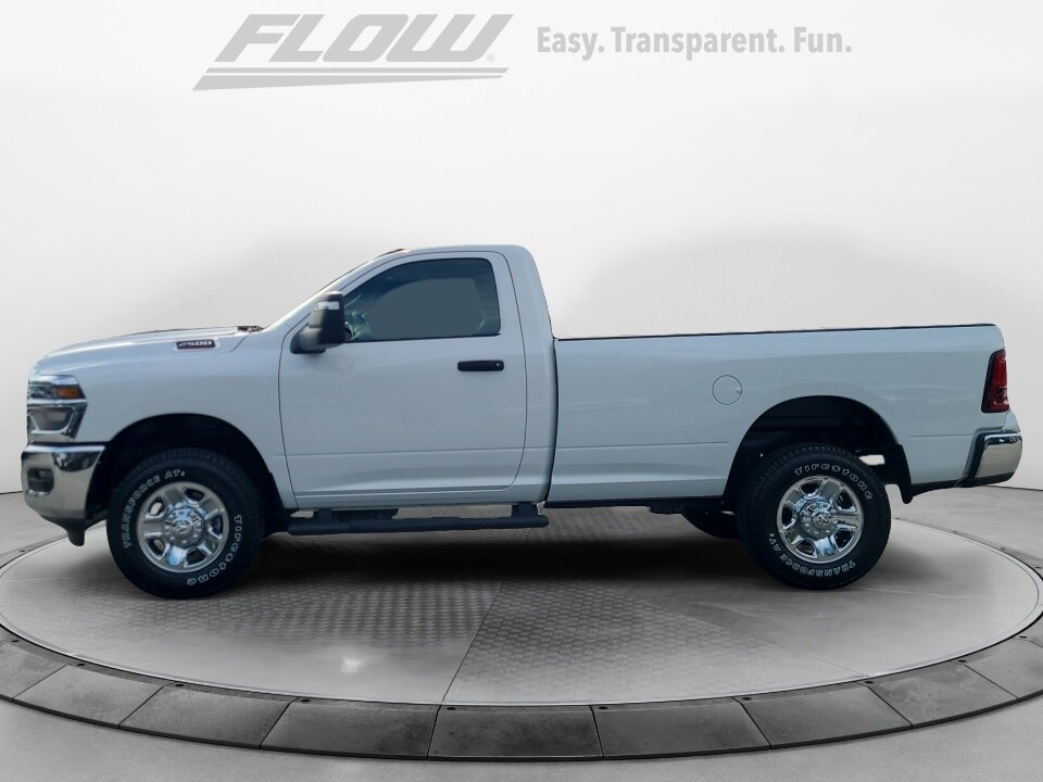 2025 Ram 2500 Tradesman photo 4