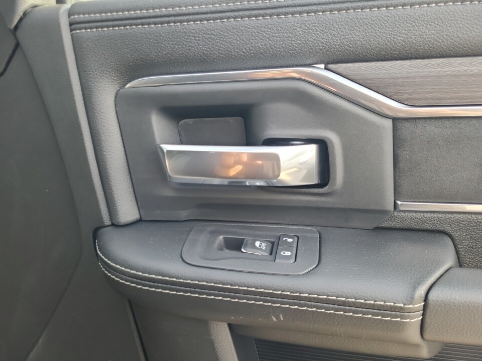 2026 RAM 2500 Laramie - Photo 31