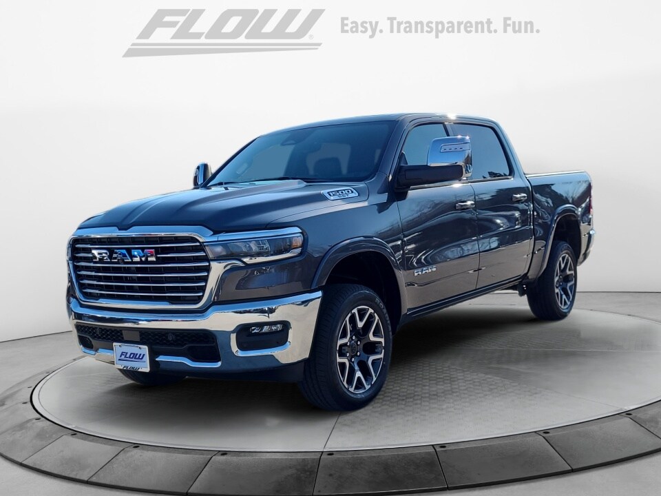 2025 Ram 1500 Laramie photo 3