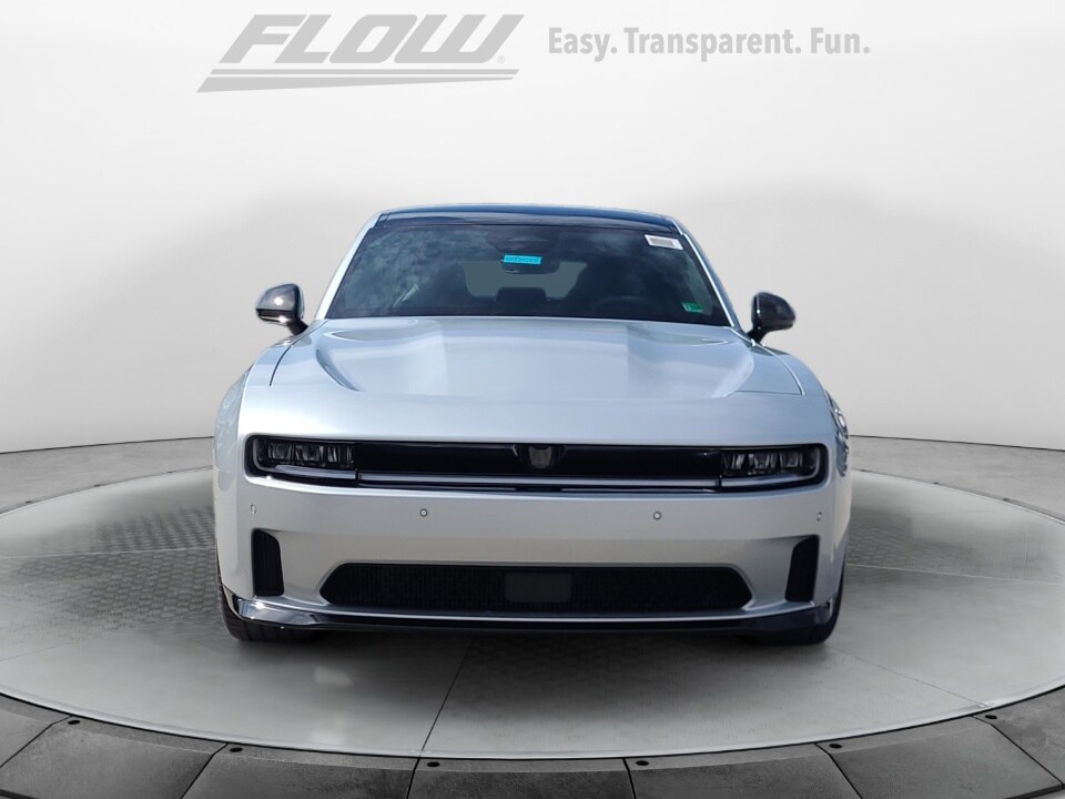 2024 Dodge Charger Daytona Scat Pack photo 2