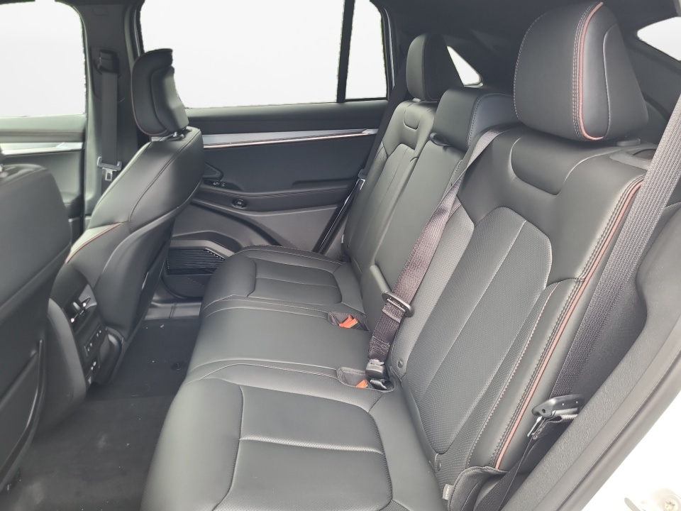 2025 Jeep Wagoneer S Launch Edition - Photo 13