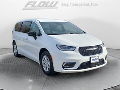 2026 Chrysler Pacifica SELECT Passenger Van