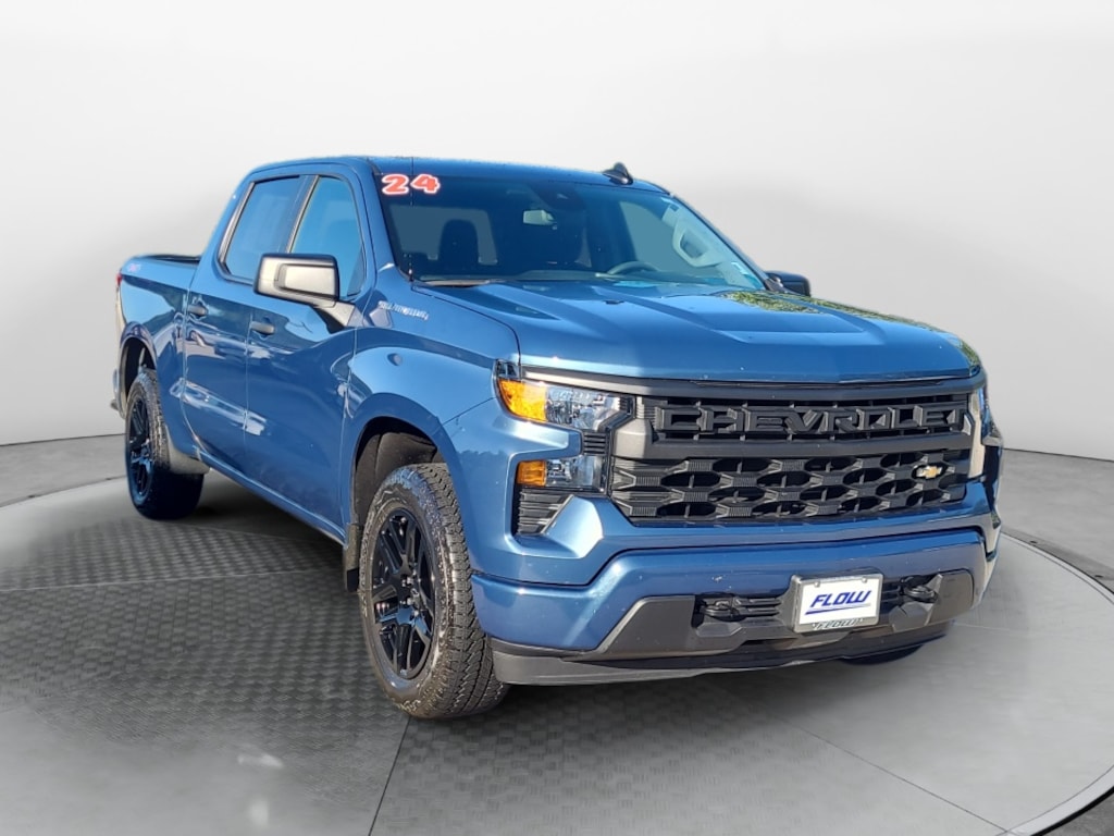 Used 2024 Chevrolet Silverado 1500 4WD Crew Cab Short Bed Custom Truck