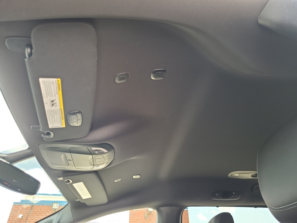 2025 Chrysler Pacifica Select - Photo 21